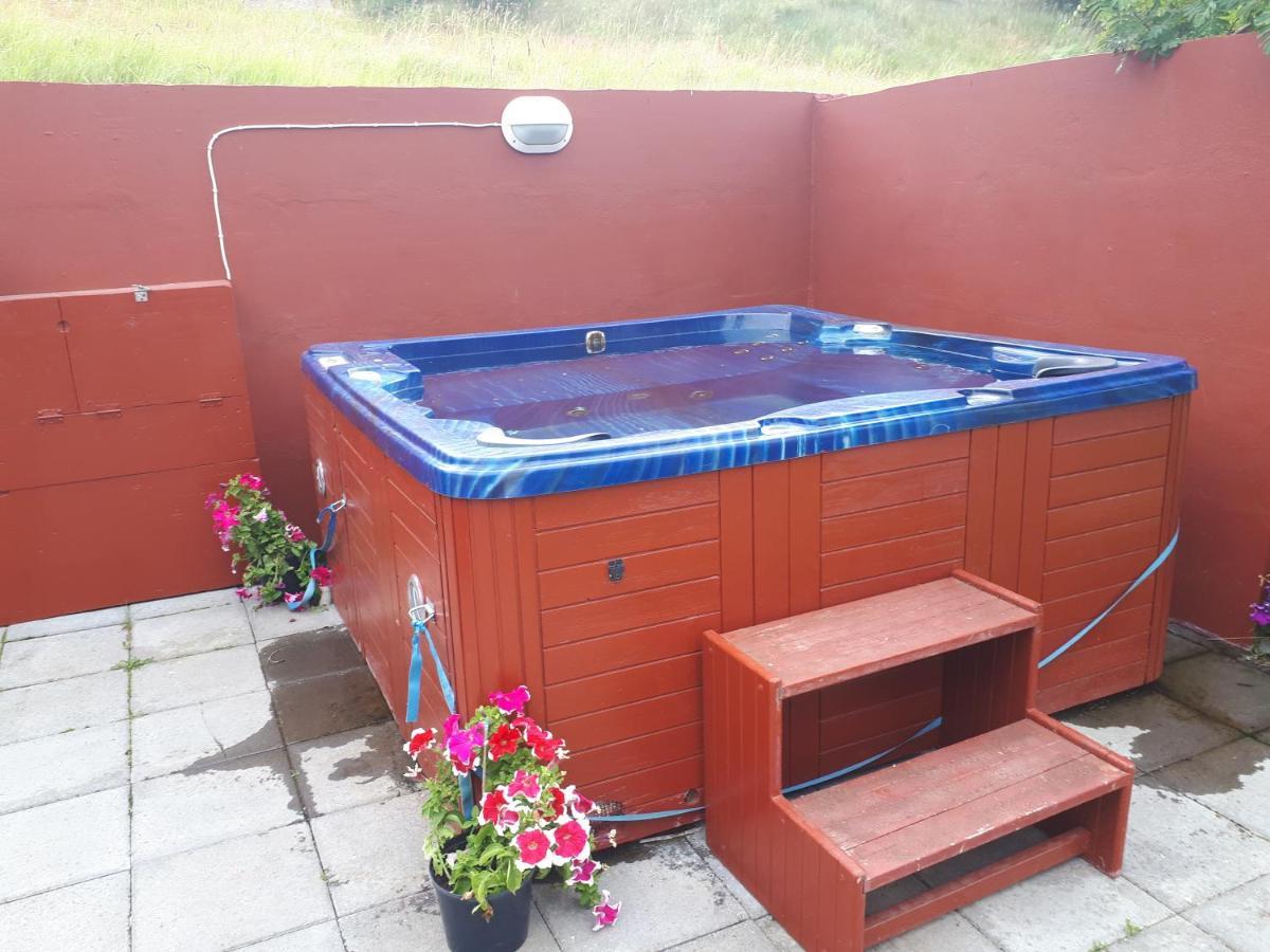Brunalaug Guesthouse - Holiday Home Eyjafjaroarsveit Kültér fotó