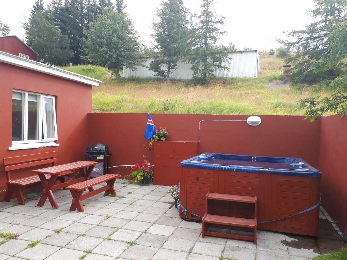 Brunalaug Guesthouse - Holiday Home Eyjafjaroarsveit Kültér fotó